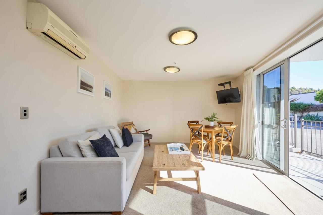 Kaikoura Waterfront Apartments Екстер'єр фото