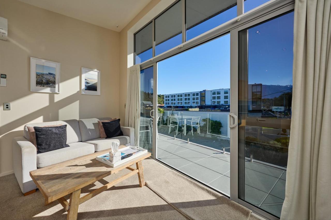 Kaikoura Waterfront Apartments Екстер'єр фото